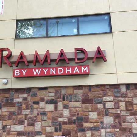 Ramada By Wyndham Bronx Terminal Hotell New York Eksteriør bilde