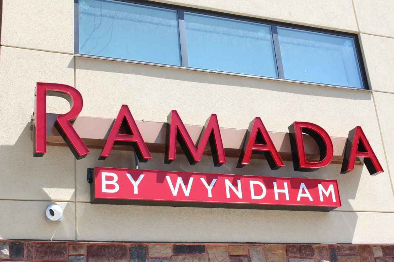 Ramada By Wyndham Bronx Terminal Hotell New York Eksteriør bilde